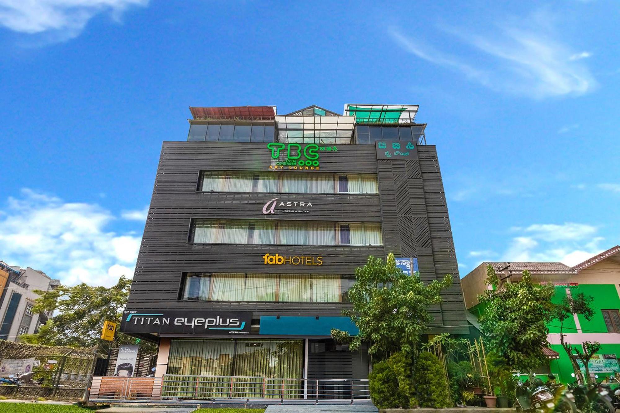 Fabhotel Astra Suites - Hsr Main Road Bangalore Bagian luar foto